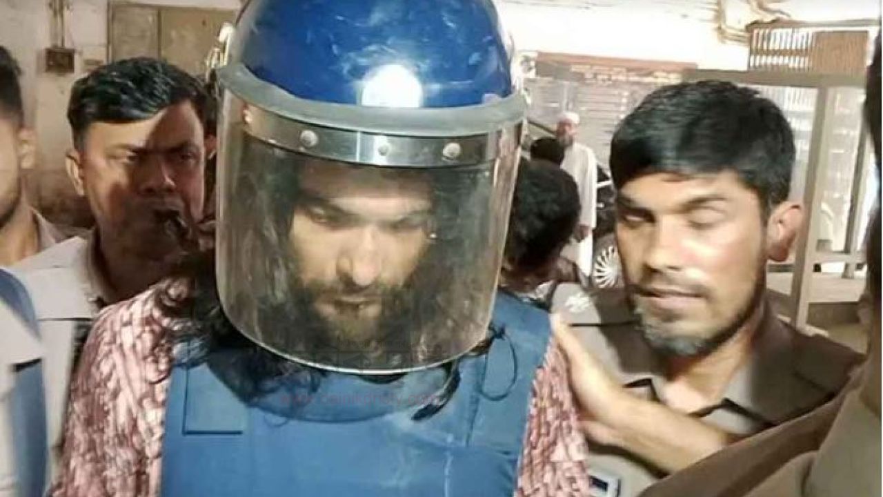 সঙ্গীত শিল্পী নোবেল কারাগারে 