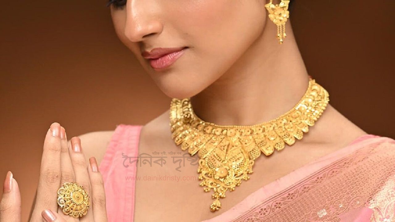 স্বর্ণবাজারে বড় ধস